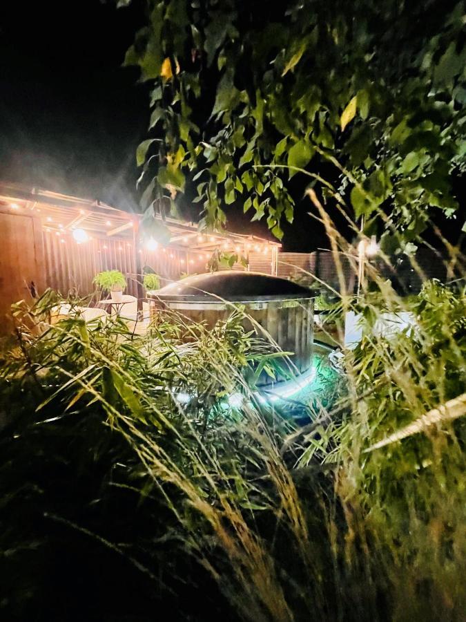 Domki I Apartamenty Caloroczne Koliber Władysławowo Exteriér fotografie