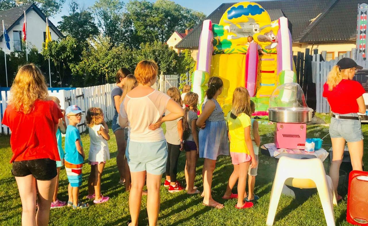 Domki I Apartamenty Caloroczne Koliber Władysławowo Exteriér fotografie